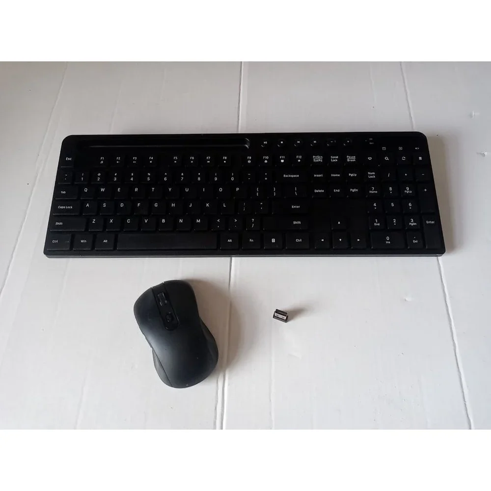 Wireless Keyboard and Mouse, Full-Size Quiet Keyboard Mouse Combo, 2.4GHz  NEW